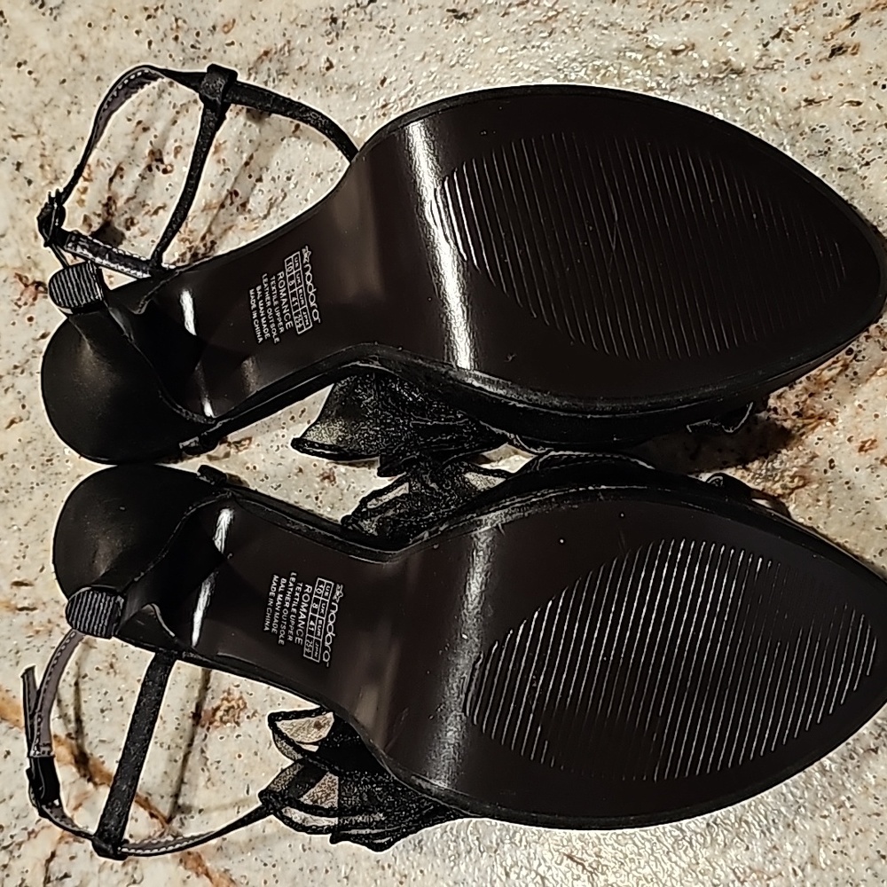 Nadara Black Heel Sandals - Picture 4 of 7
